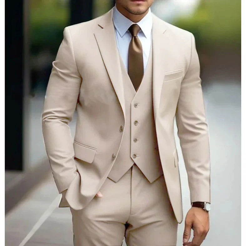 Traje de Tres Piezas · Slim Fit