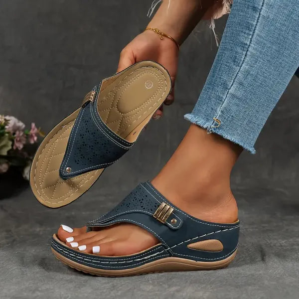 Sandalias · Rojo Bordado