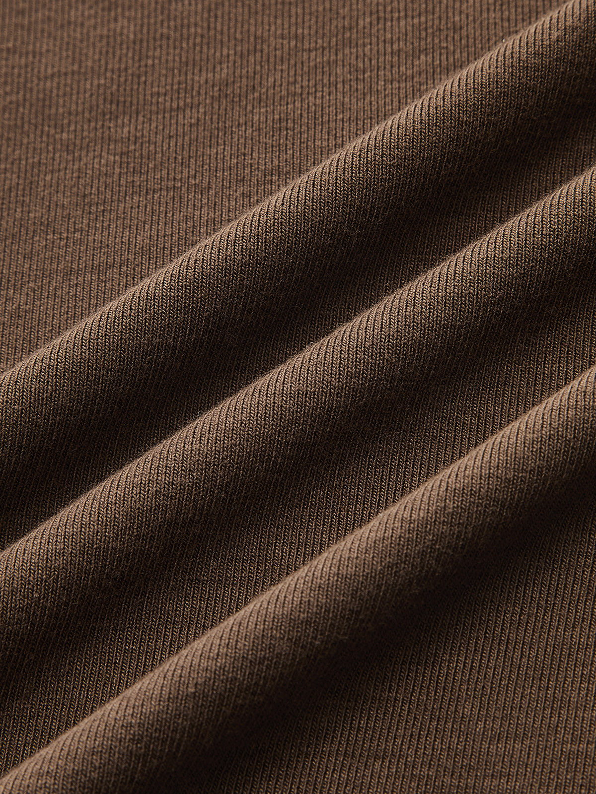 Lettuce-Edge Cuello Alto Fitted Base Tee