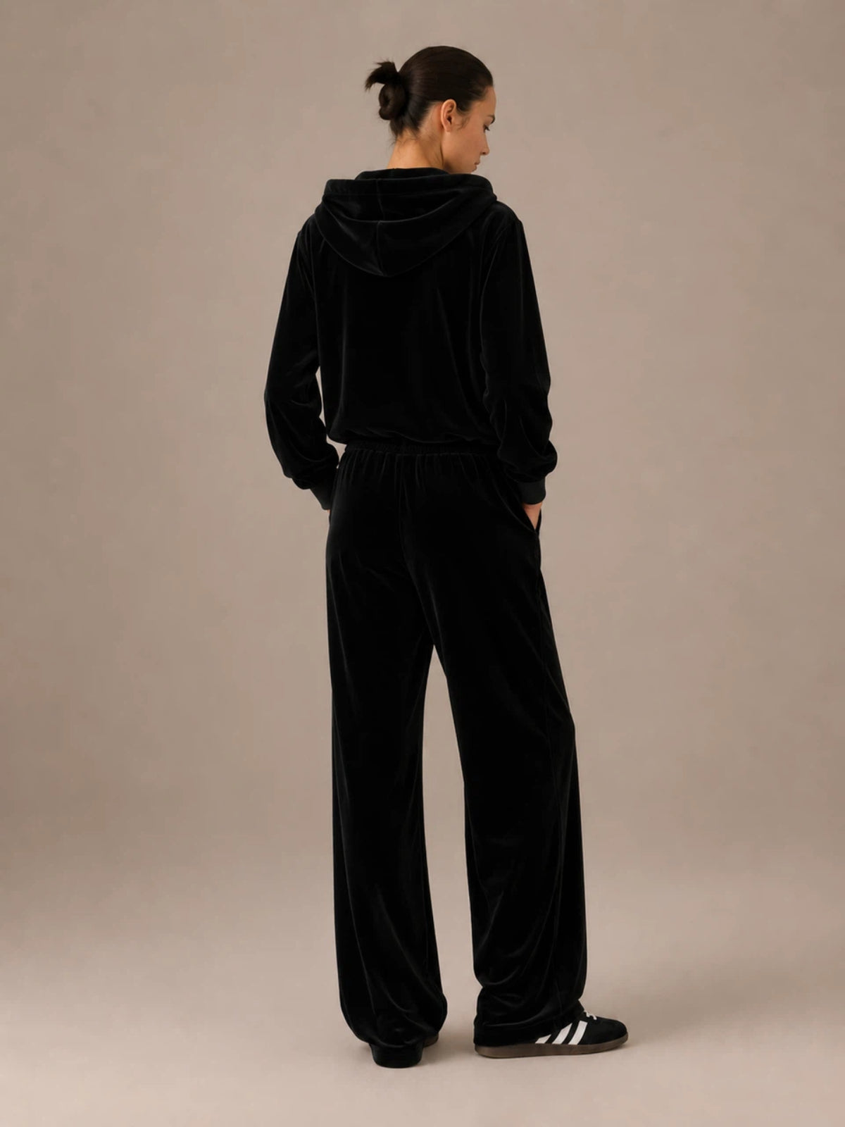 Velour Hooded Chaqueta & Drawstring Pantalón Set