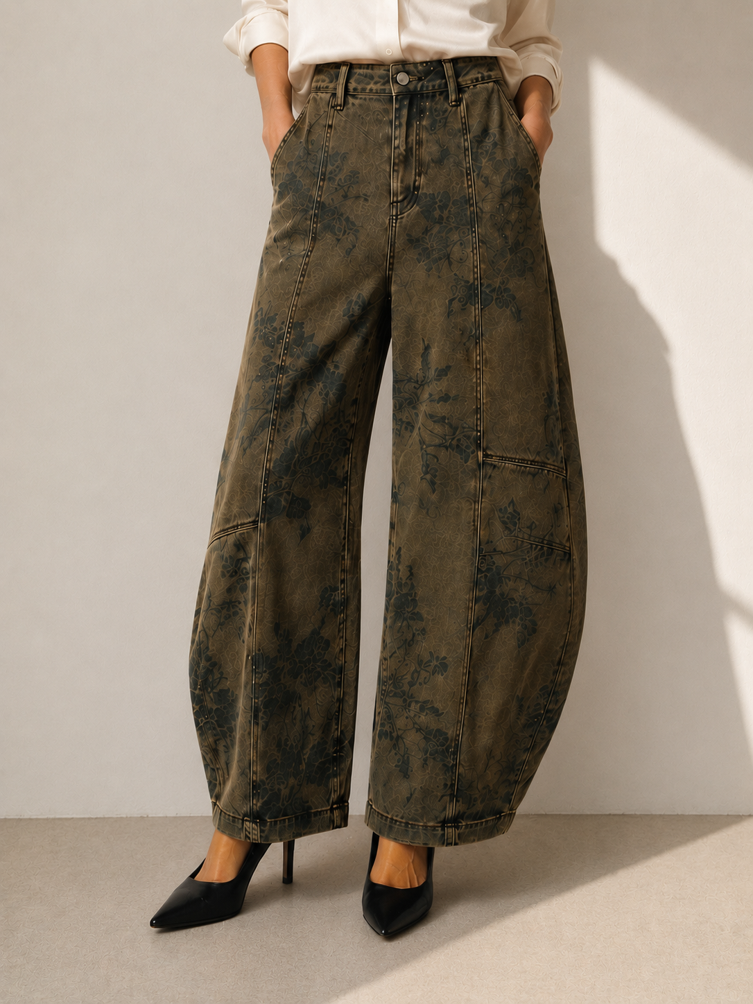 Vintage Floral Seam-Detalle Barrel Jeans