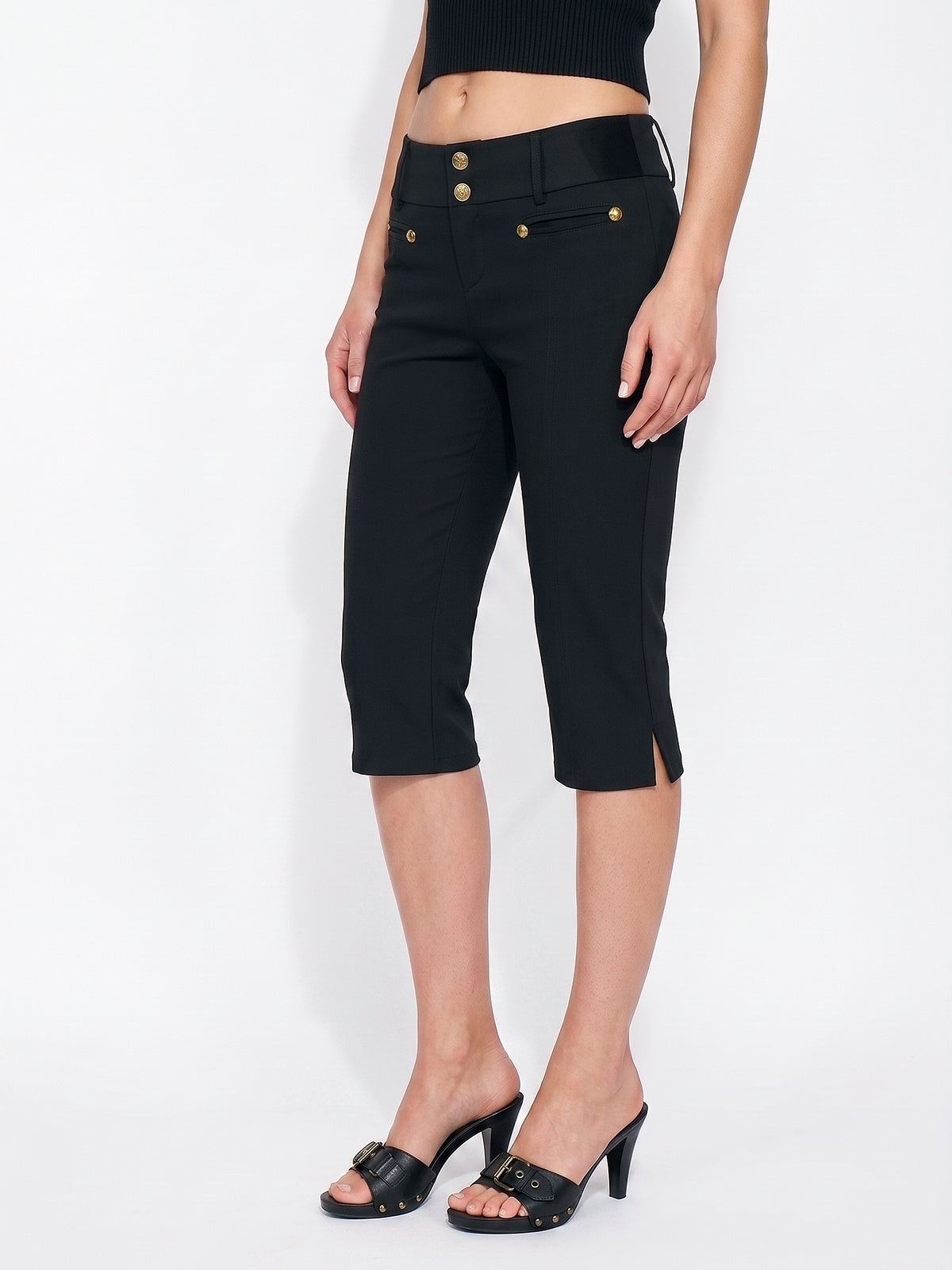 Botón-Detalle Capri Pantalón