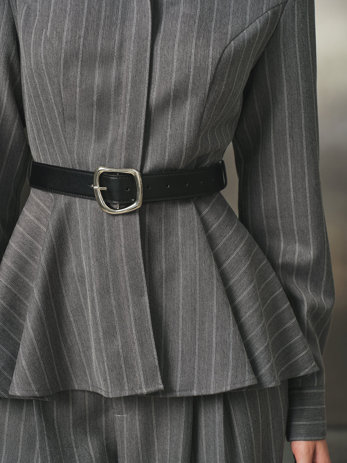 Con Cinturón Pinstripe Peplum Camisa
