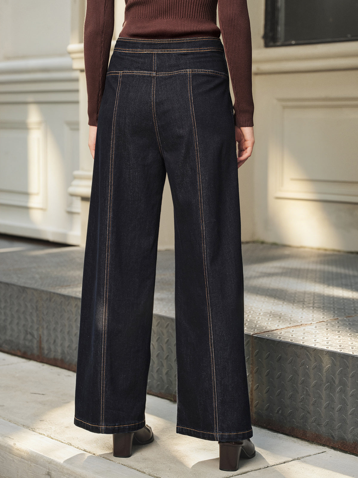 Contraste-Stitch Hebilla Detalle Pierna Ancha Jeans