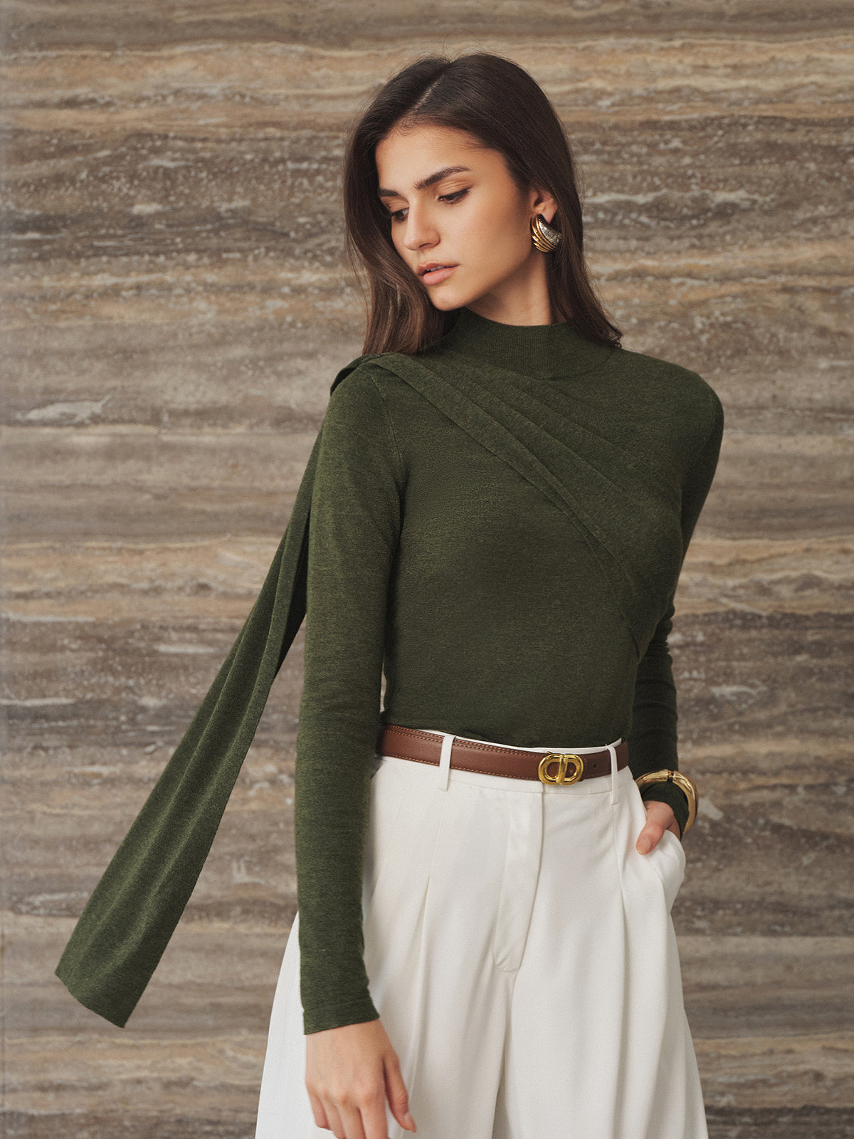 Drapeado Sash Detalle Cuello Alto Slim Punto Top