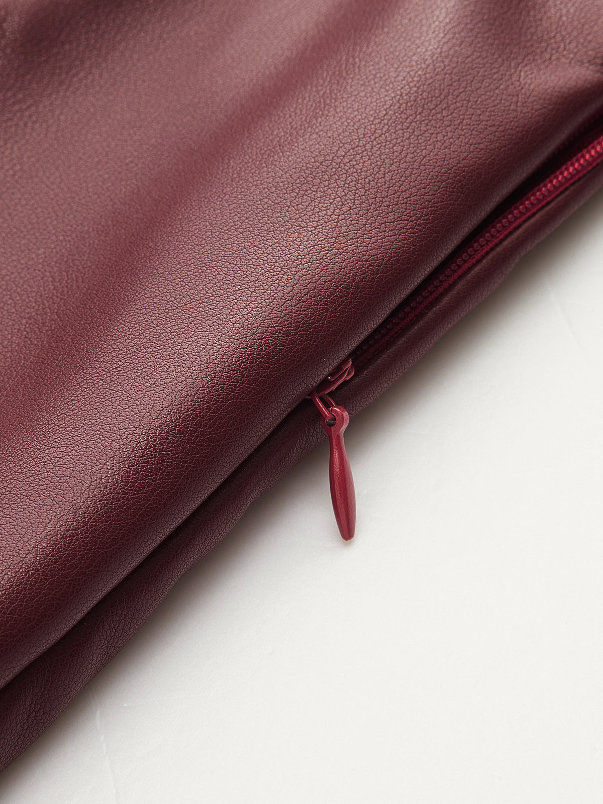 Stretch Faux-Leather con Cinturón Lápiz Falda