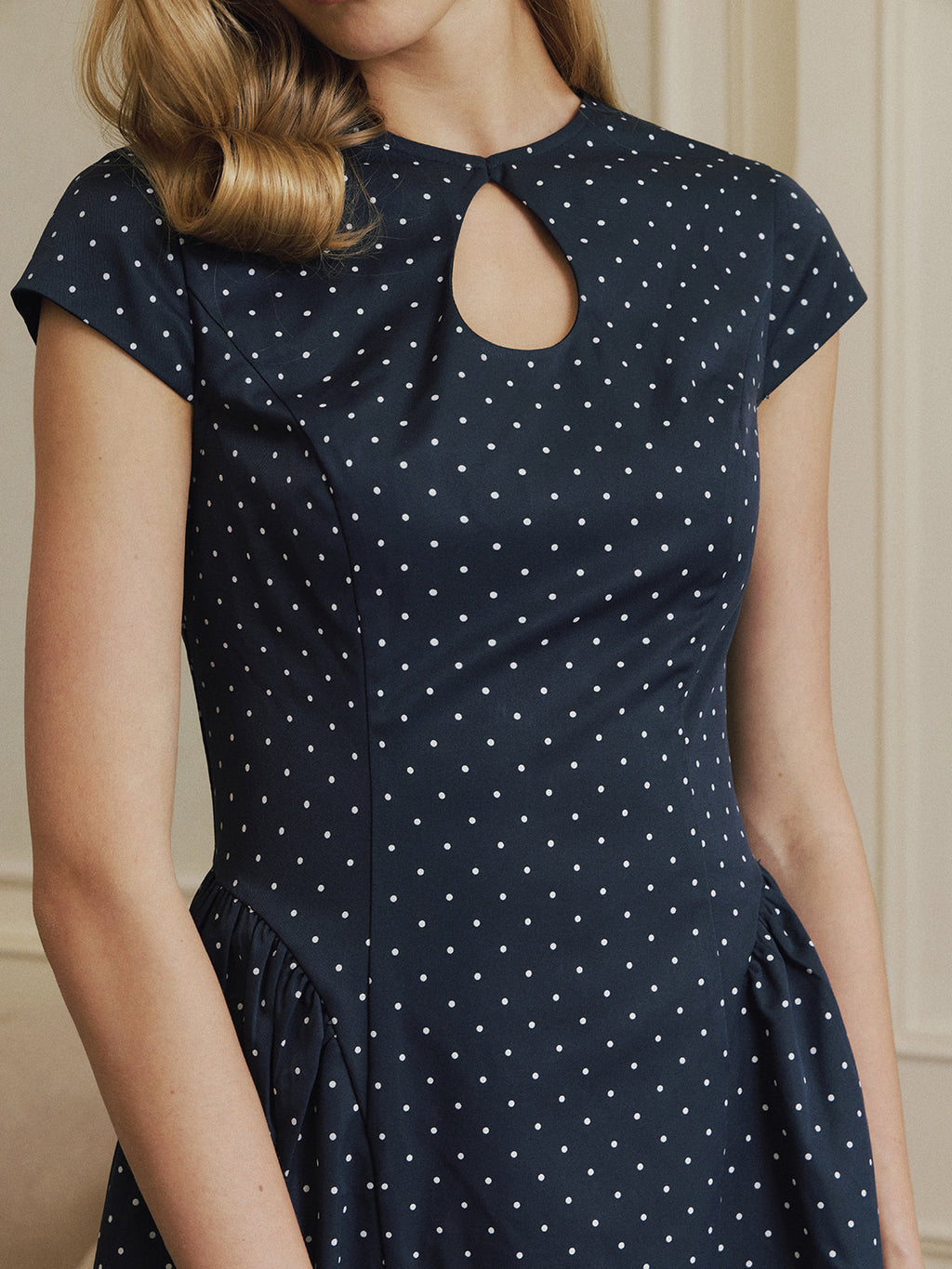 Vestido Midi de Lunares