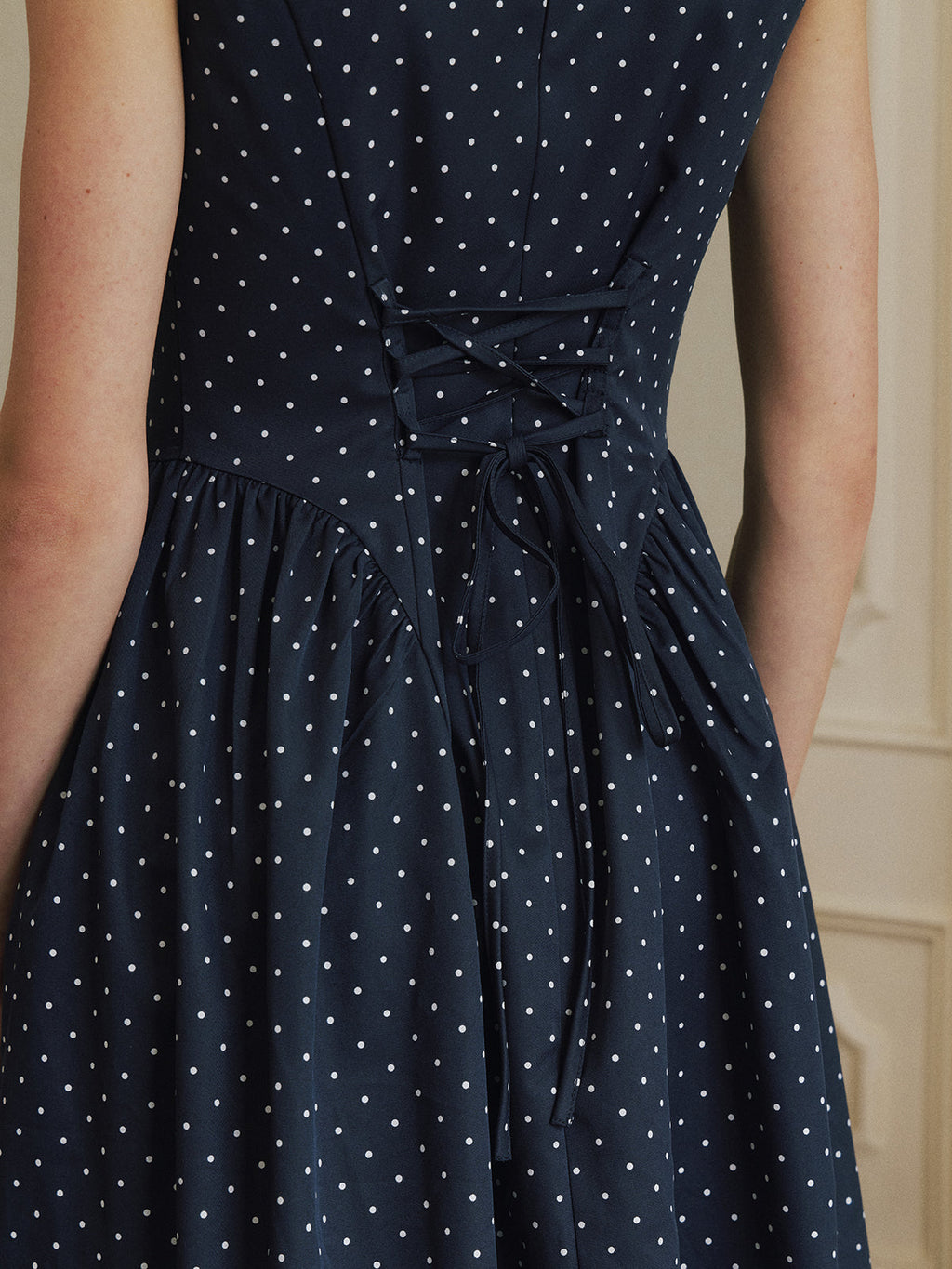 Vestido Midi de Lunares