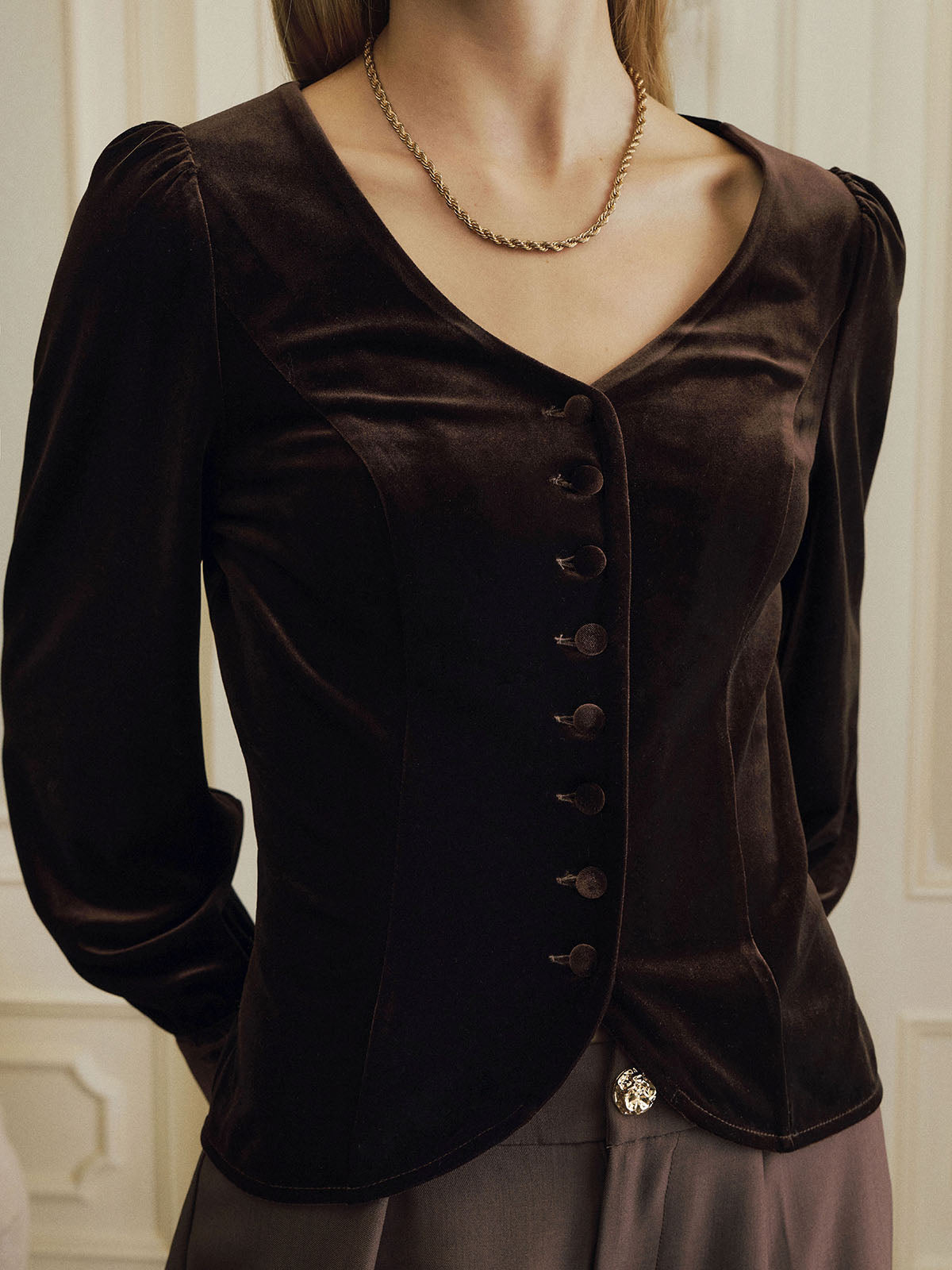 Blusa de Terciopelo Entallada