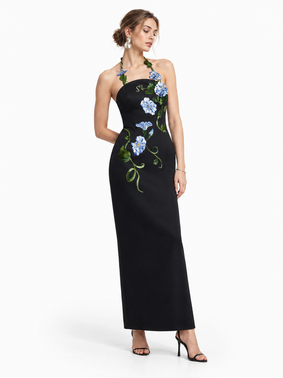 3D Floral Aplicaciones Halter cuello Vestido Largo