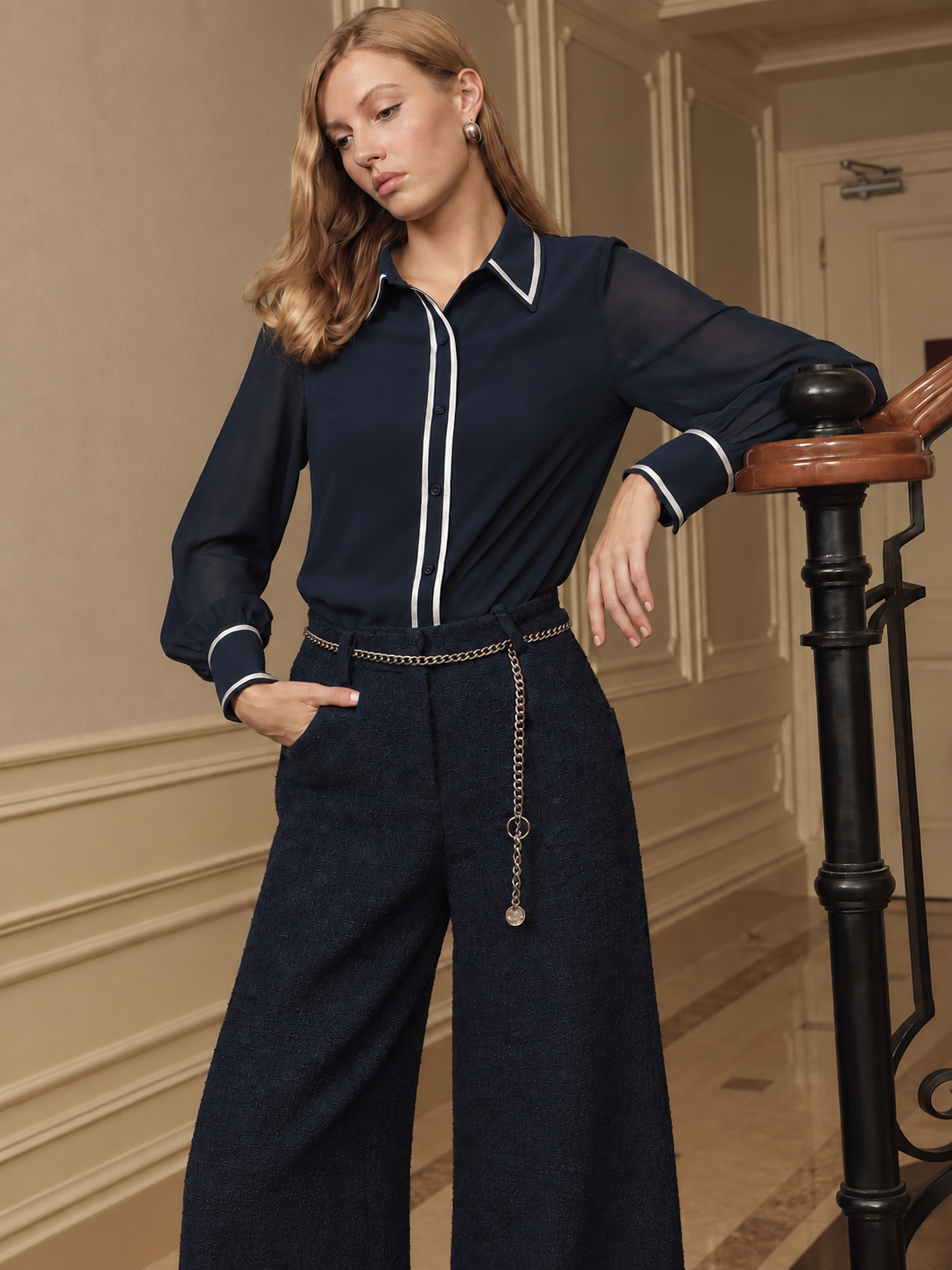 Ribete en Contraste con Cuello gasa Semitransparente manga Blusa