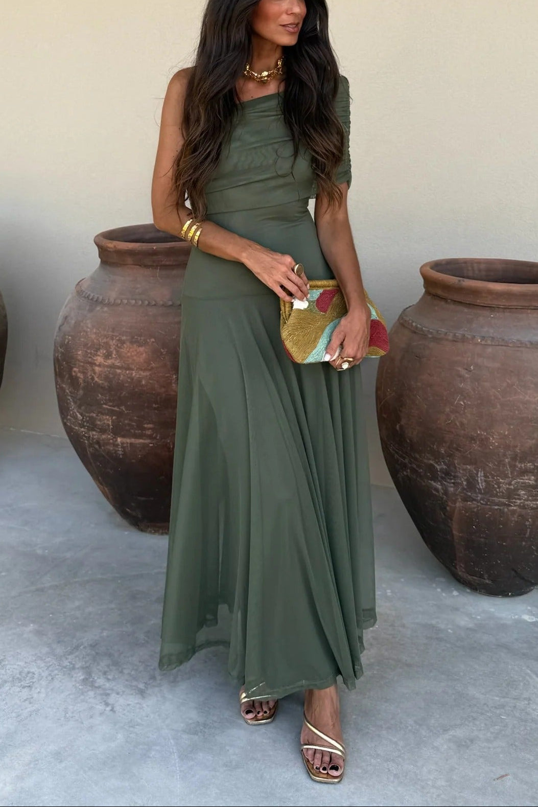 Vestido Largo · Marrón Asimétrico