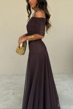 Vestido Largo · Marrón Asimétrico