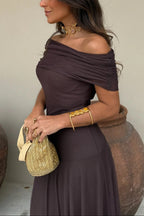 Vestido Largo · Marrón Asimétrico