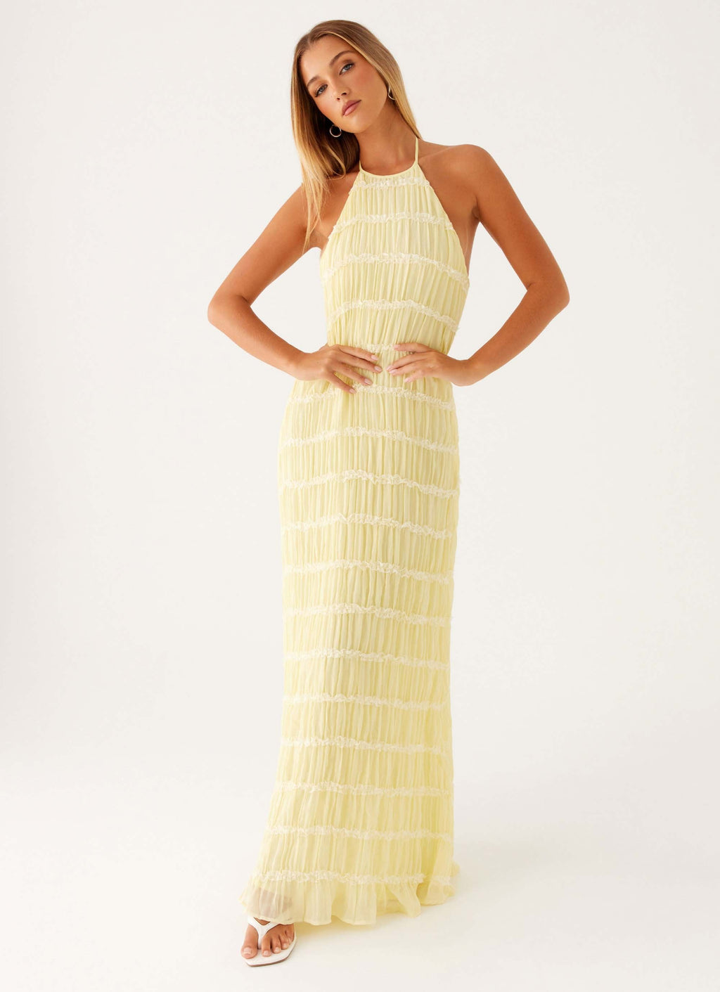 Vestido Largo · Negro Texturizado Cuello Halter