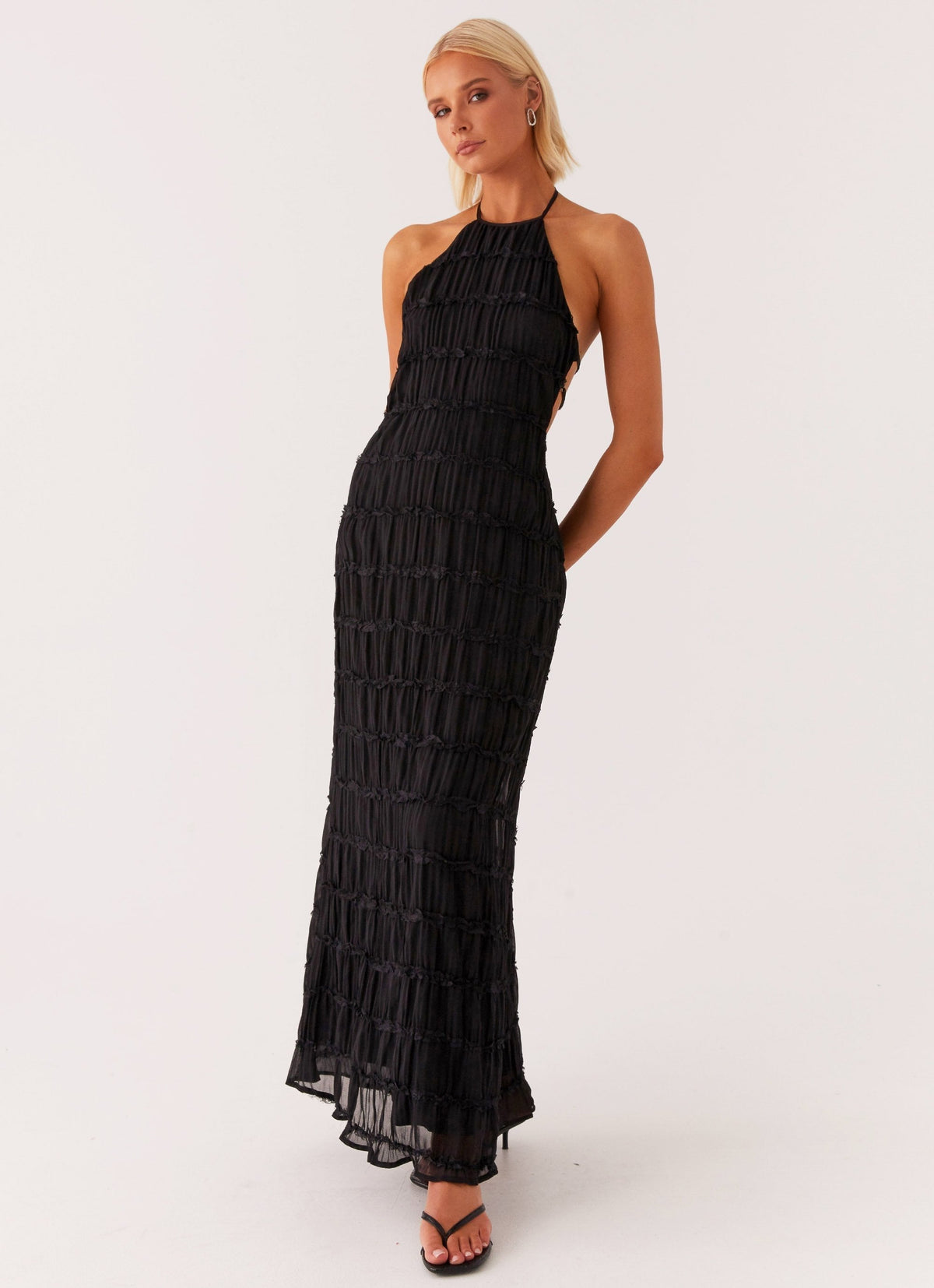 Prenda · Negro Texturizado Cuello Halter
