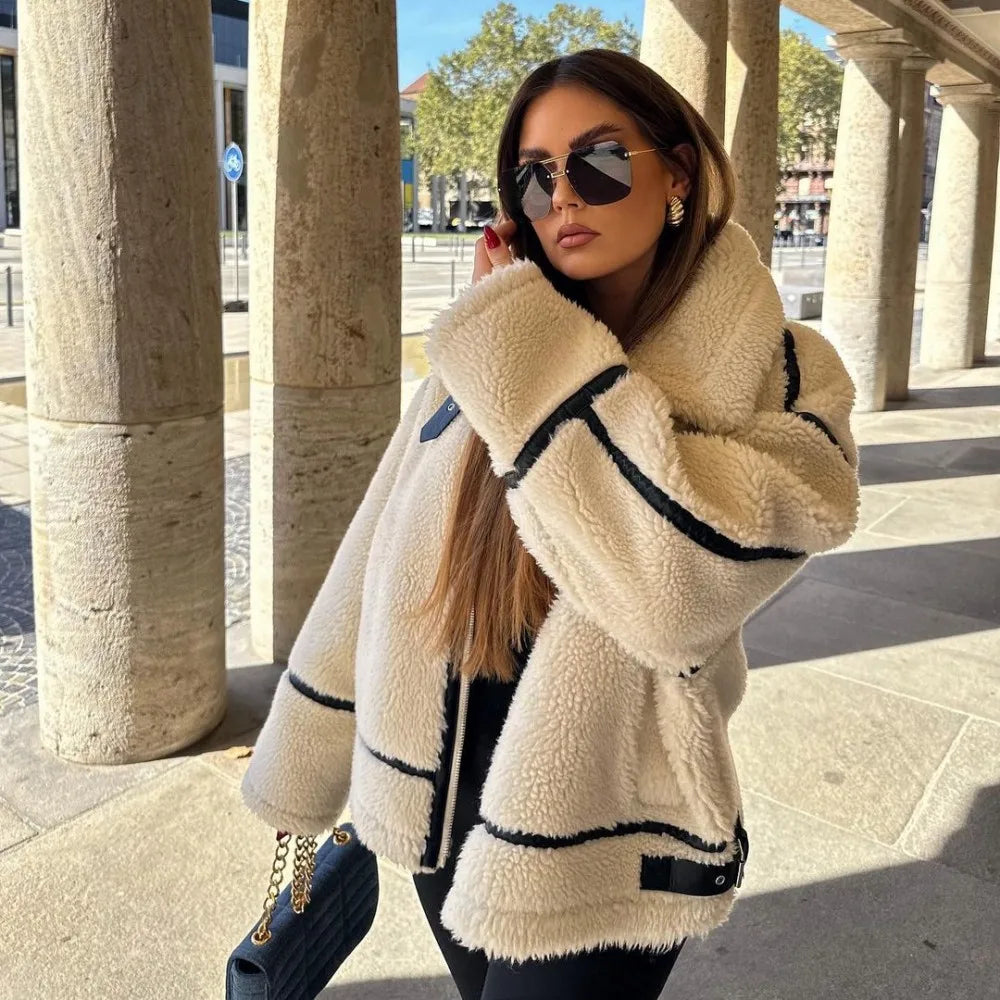 Belly | Chaqueta Teddy