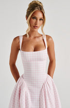 Vestido · Rosa