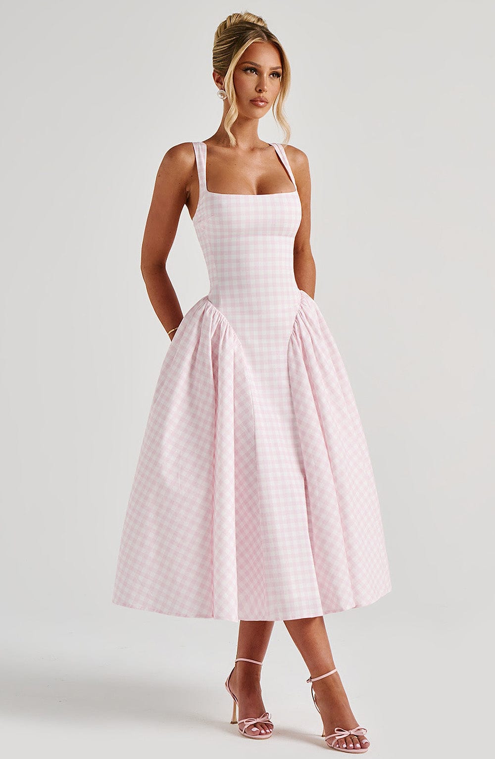Vestido · Rosa