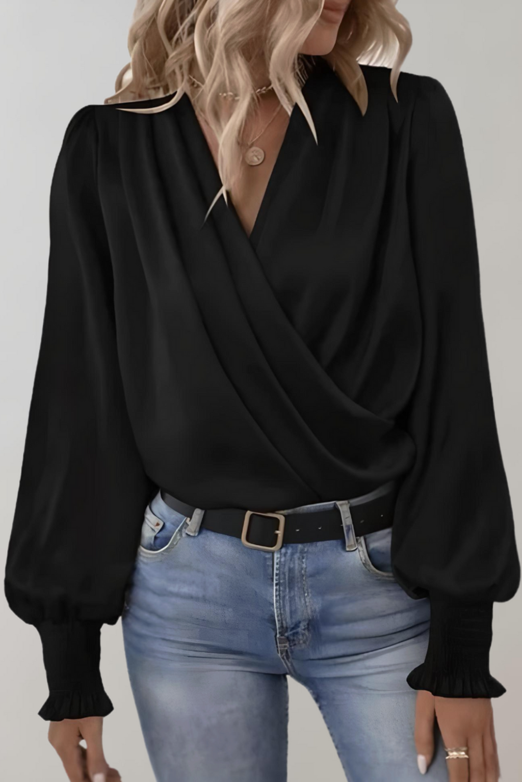 Quinn | Blusa Elegante con Escote en V