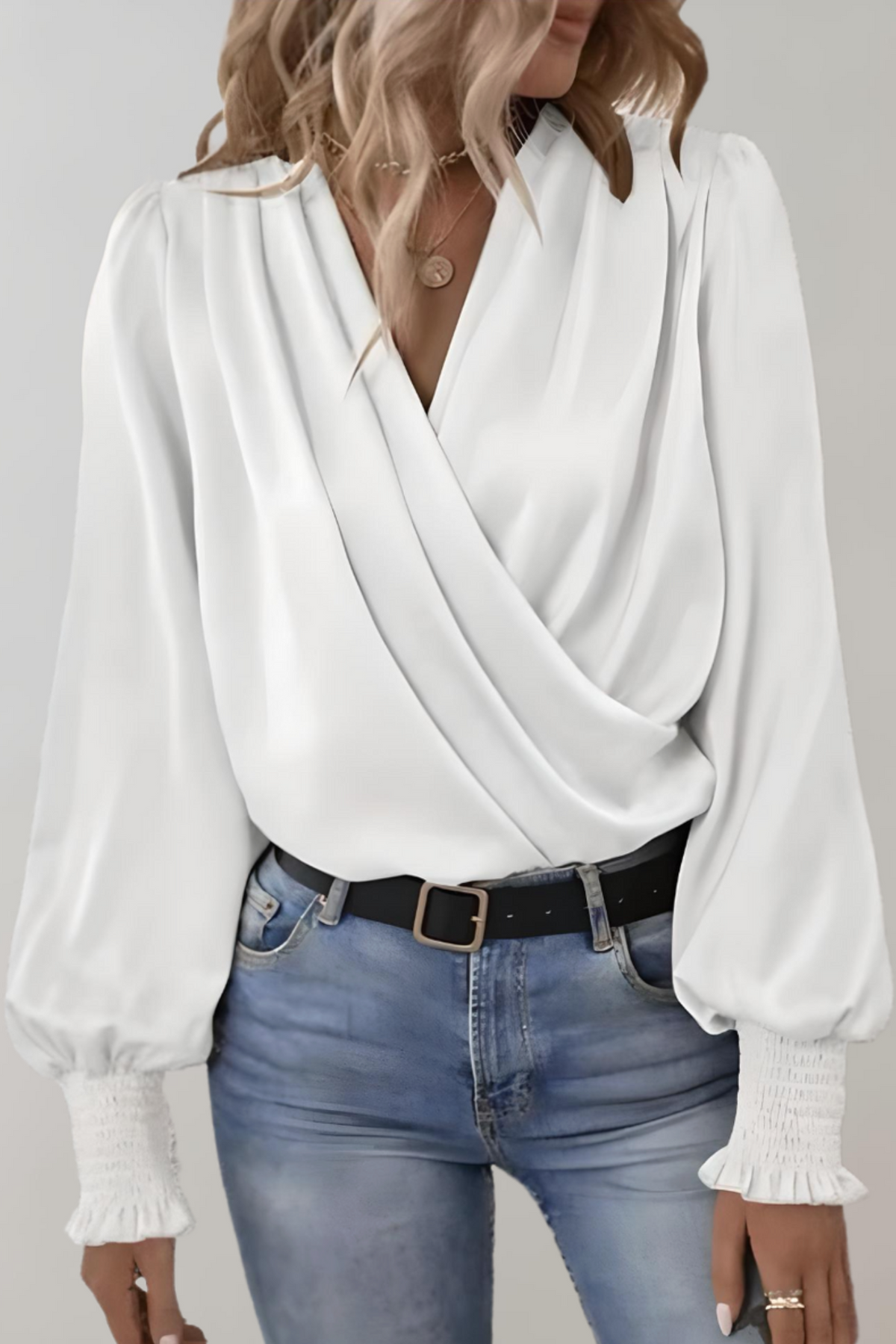 Quinn | Blusa Elegante con Escote en V