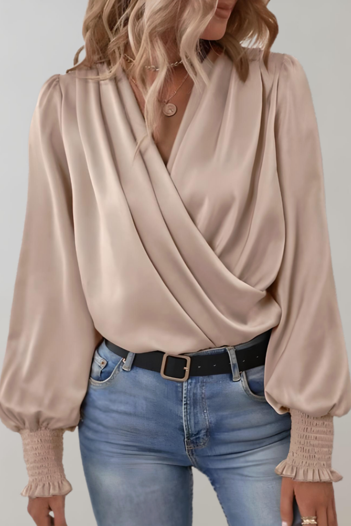 Quinn | Blusa Elegante con Escote en V