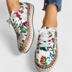 Zapatillas · Rojo Encaje Bordado