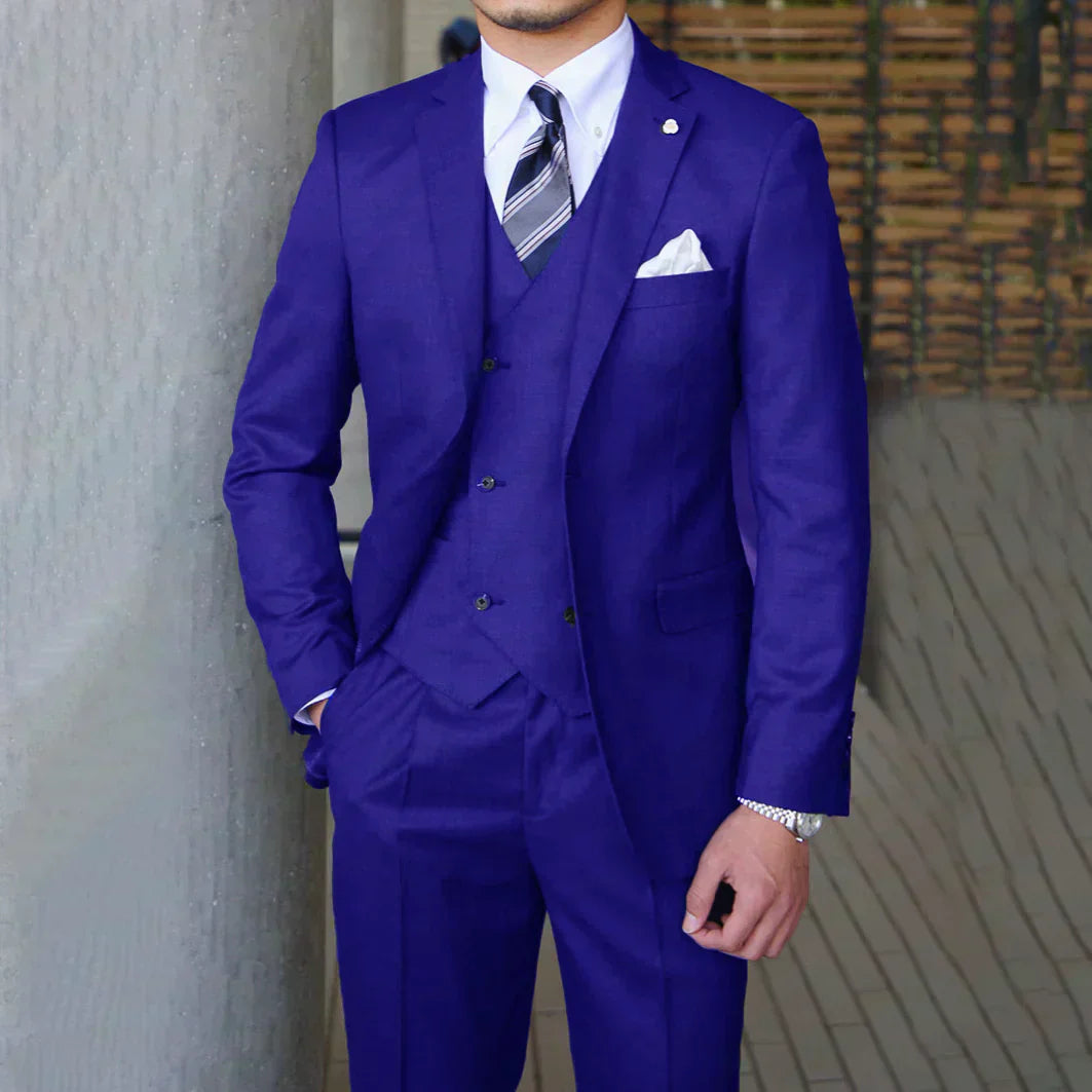 Traje · Rojo