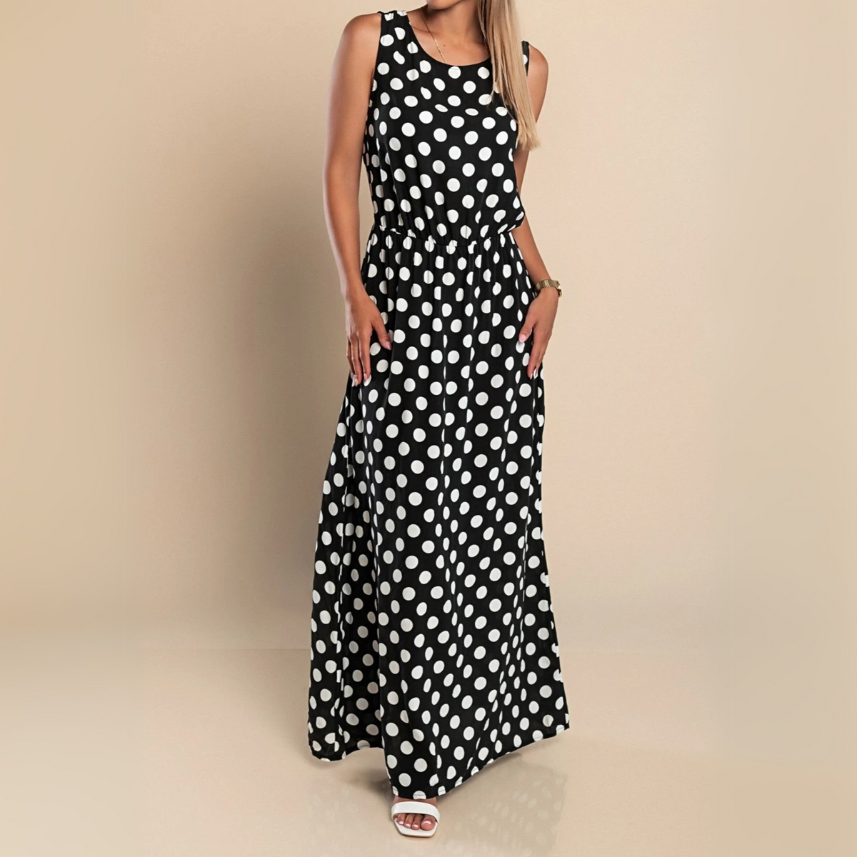 Vestido Largo · Lunares con Cinturón