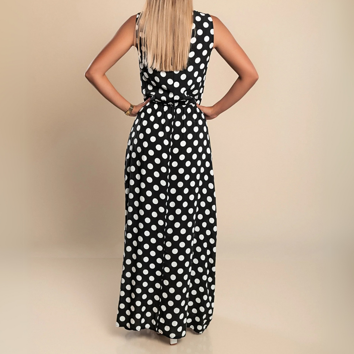 Vestido Largo · Lunares con Cinturón