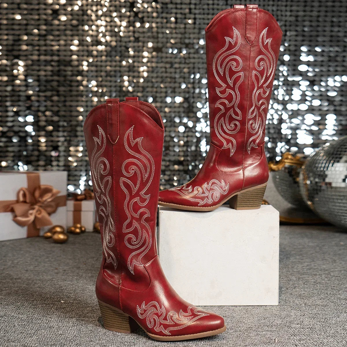Botas Cowboy · Rojo Bordado