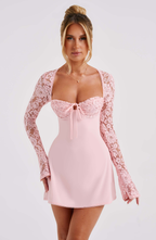 Vestido Corto · Encaje Floral Palabra de Honor